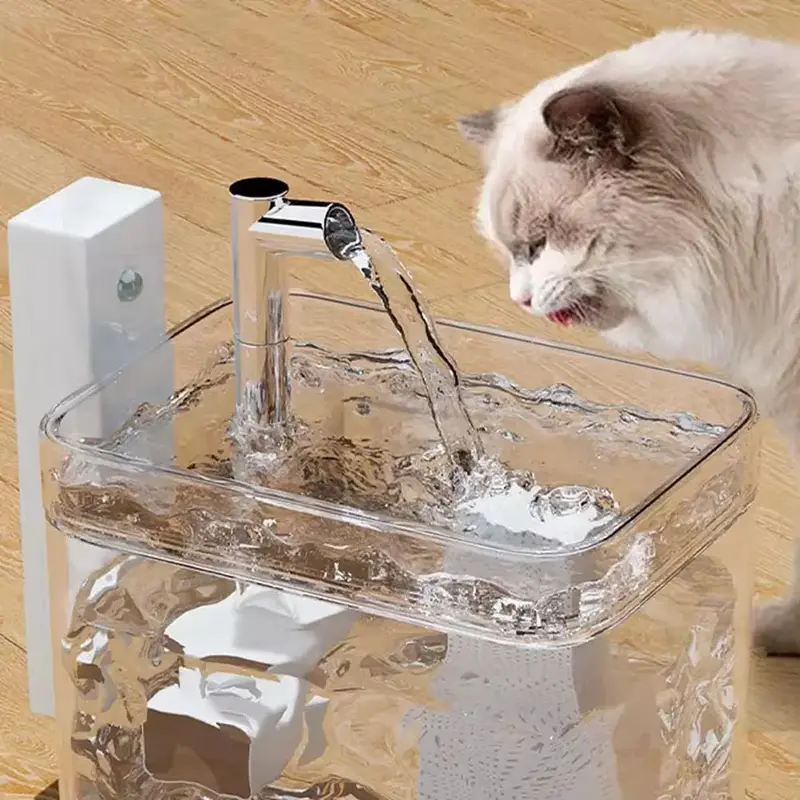 1.5L Rechargeable Wireless Pet Fountain – Motion-Triggered, Silent Pump Design for Small Animals 2