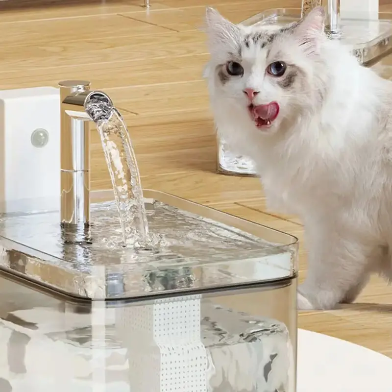 1.5L Rechargeable Wireless Pet Fountain – Motion-Triggered, Silent Pump Design for Small Animals
