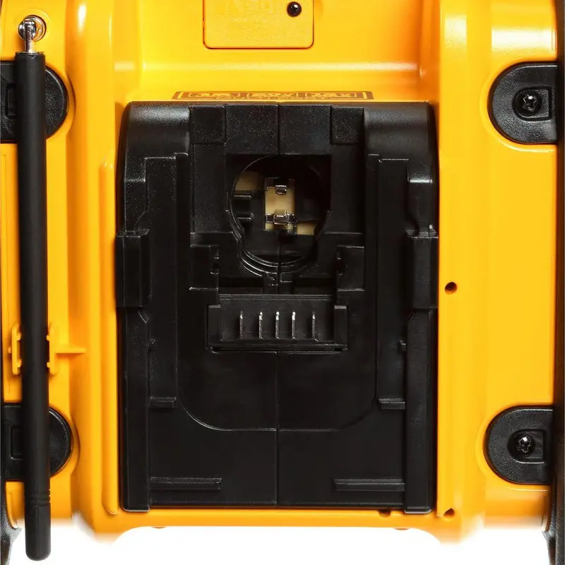 2025 Rugged 20-Volt MAX Worksite Radio – Cordless/Corded with Bluetooth and IP54 Rating