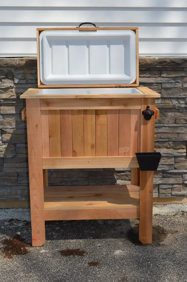 Antique-Style 48-Quart Cedar Beer Cooler Stand – All-Weather Outdoor Beverage Station with Brass Drain & Accessories