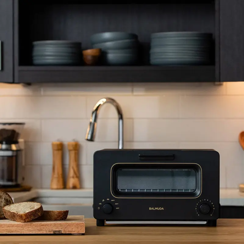 BALMUDA The Toaster – Precision-Controlled Toasting Appliance in Matte Black Finish