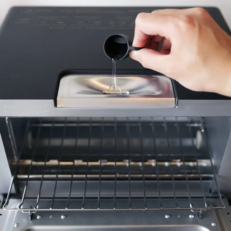 BALMUDA The Toaster – Precision-Controlled Toasting Appliance in Matte Black Finish