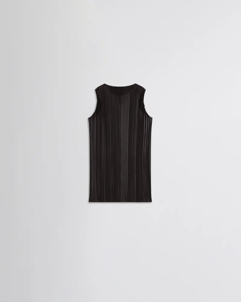 Black Laminated Polyester Razor-Pleat Tank Top