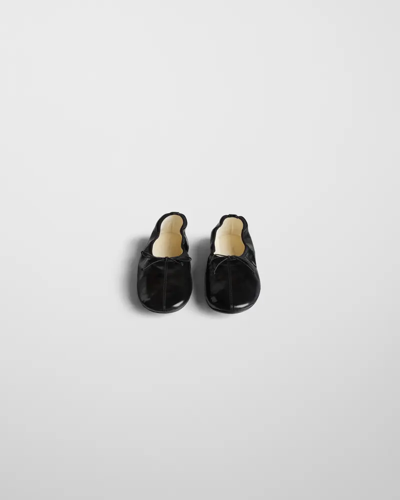 Black Leather Gathered Flat Pump With Grosgrain Accents 2