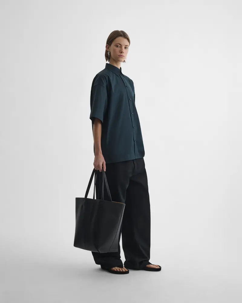 Black Pot Cabas Structured Tote With Camel Lining 2