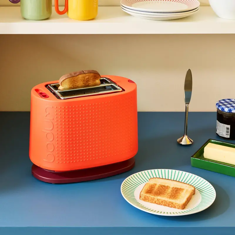 Bodum Bistro 2-Slice Toaster in Vibrant Red Finish