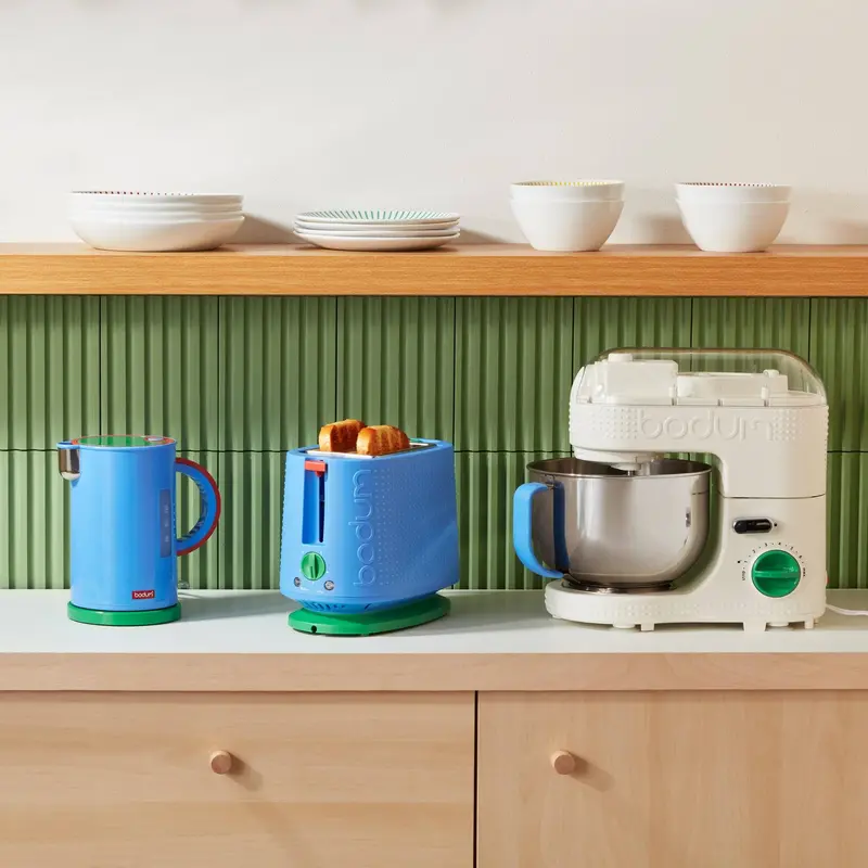 Bodum Electric Gooseneck Kettle – Vibrant Blue Precision Boiling