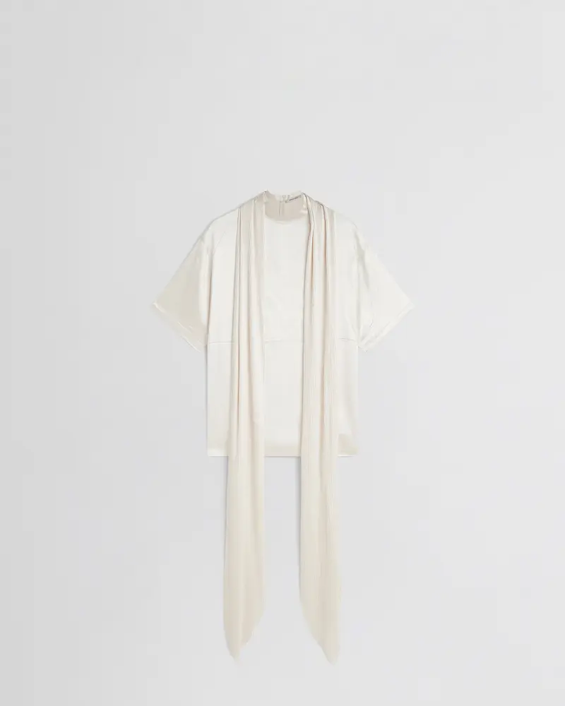 Cream Stretch Silk Detachable Scarf T-Shirt