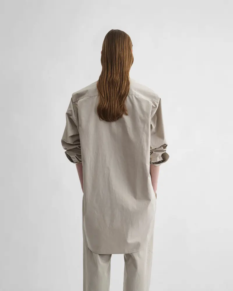 Curved-Hem Cotton Twill Shirt In Cashew