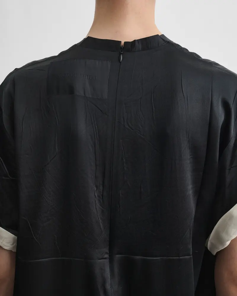 Dramatic Graphic Train Tee In Black Silk Satin