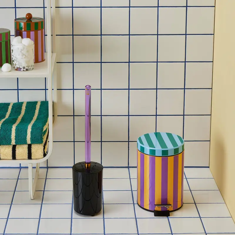 Dusen Dusen Hands-Free Bathroom Waste Bin – Touchless Foot-Pedal Design