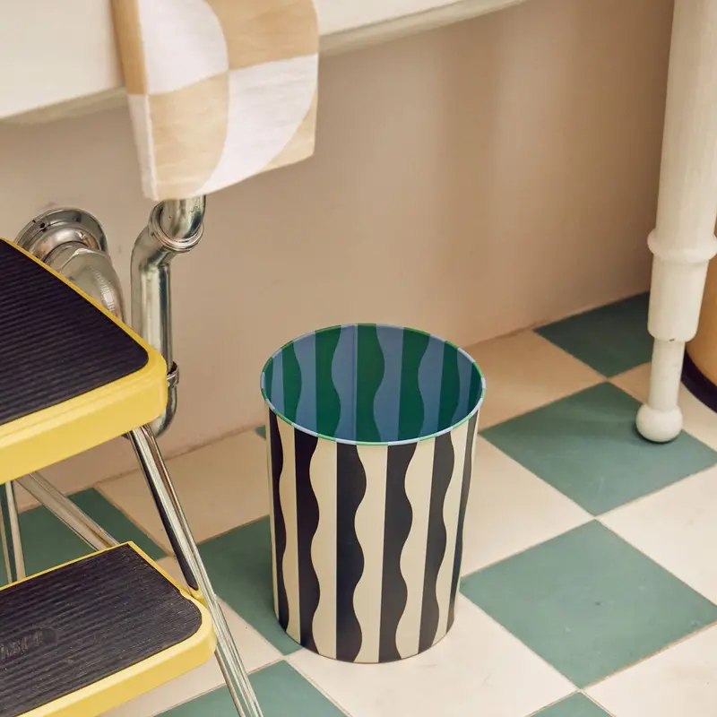 Dusen Dusen River Print Waste Bin – Fashion-Forward Medium-Sized Trash Container