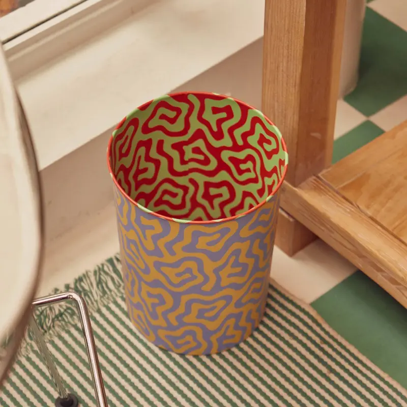Dusen Dusen Spiral-Print Pedal Bin – Stylish Step-Activated Trash Can