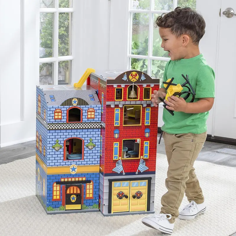 Foldable Three-Tier Wooden Playset – Includes 26 Role-Play Accessories for Kids