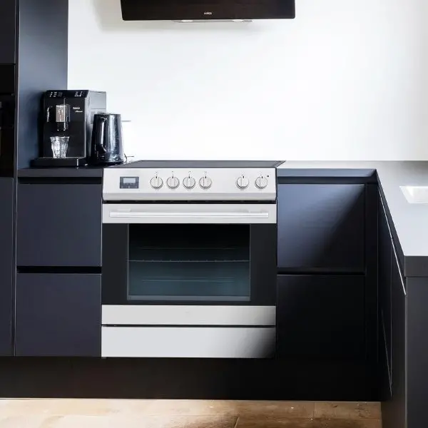 Front-Control Electric Range – 5-Burner Cooktop, 6 Power Levels, 5.0 cu. ft. Oven, Stainless Steel