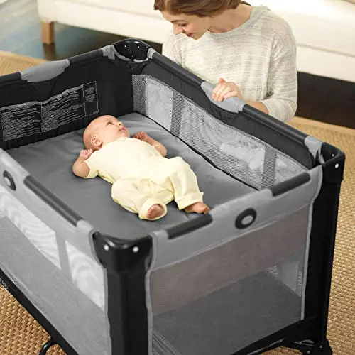 Graco Pack 'n Play On the Go Playard – Lightweight Foldable Infant Playpen with Carry Bag and Kagen Design
