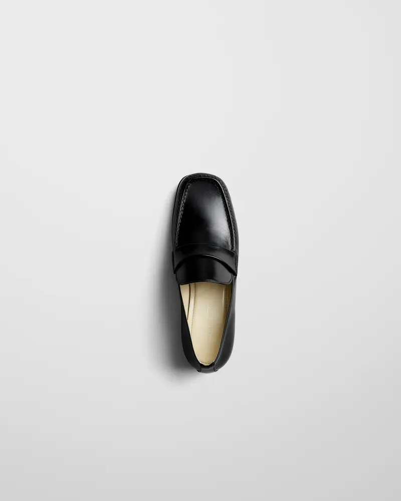 Hand-Stitched Classic Loafer In Black Leather