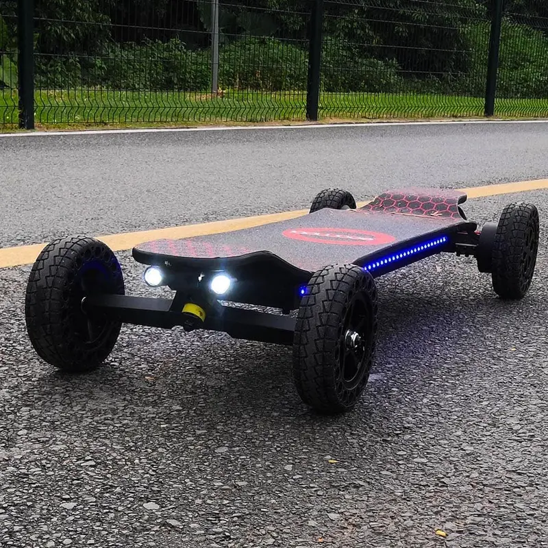 High-Speed Electric Skateboard – 4000W Motor, 35 mph Top Speed, 22-Mile Range