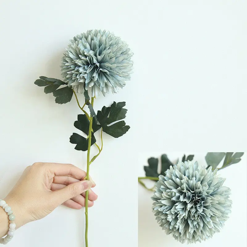 Holiday-Themed Silk Flower Ornaments – Festive Botanical Accents for Trees, Mantels, and Party Backdrops