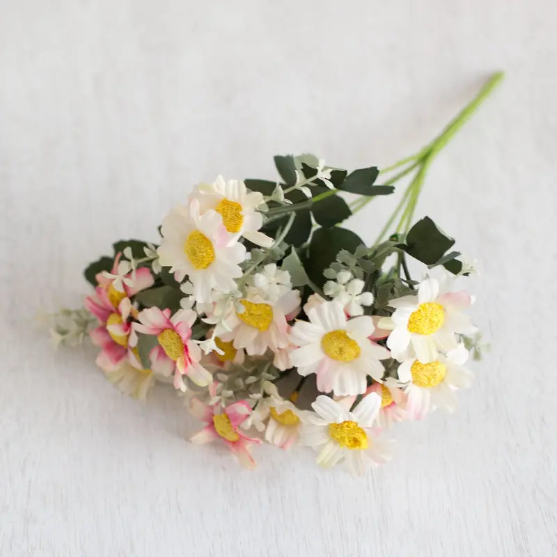 Holiday-Themed Silk Flower Ornaments – Festive Botanical Accents for Trees, Mantels, and Party Backdrops
