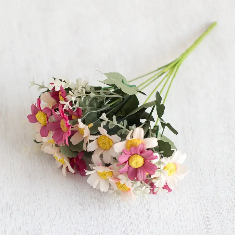Holiday-Themed Silk Flower Ornaments – Festive Botanical Accents for Trees, Mantels, and Party Backdrops