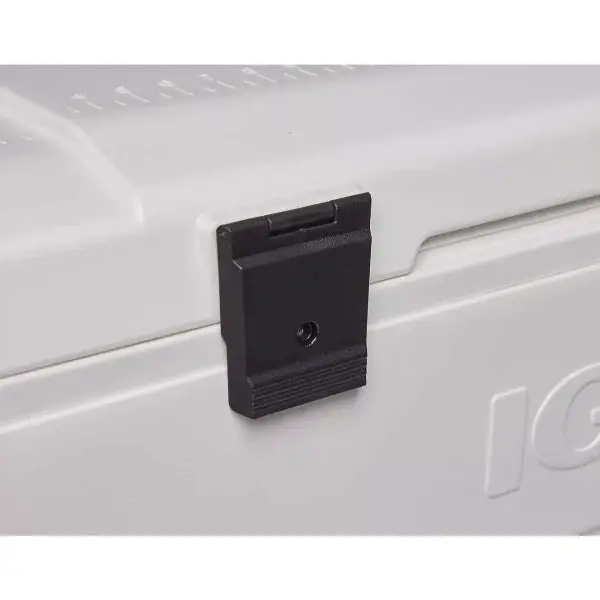 Igloo MaxCold 152-Quart Wheeled Cooler – Durable White Insulated Portable Cooler with Heavy-Duty Construction