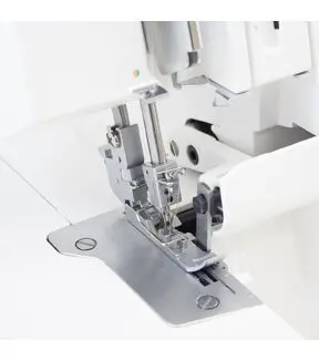 Juki MO-104D Industrial Overlock Sewing Machine – 4-Thread Serger with Differential Feed and High-Speed Operation