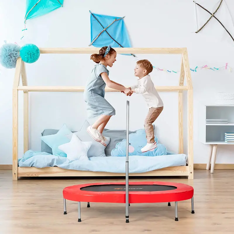 Kids’ Foldable Mini Trampoline – Compact Rebounder with Integrated Safety Features