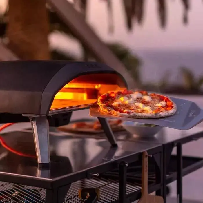 Koda 16-Inch Gas Pizza Oven – Outdoor Baking Appliance with Wood-Free Operation