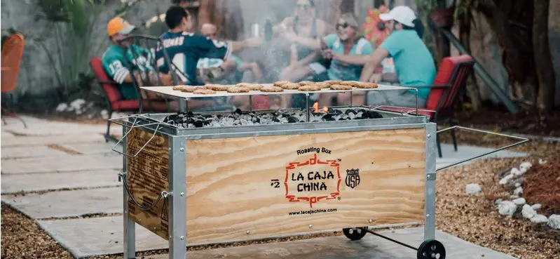 La Caja China Model #2 Traditional Pig Roaster – All-Metal, Heat-Retentive Roasting Box for Authentic Slow-Cooked Meats