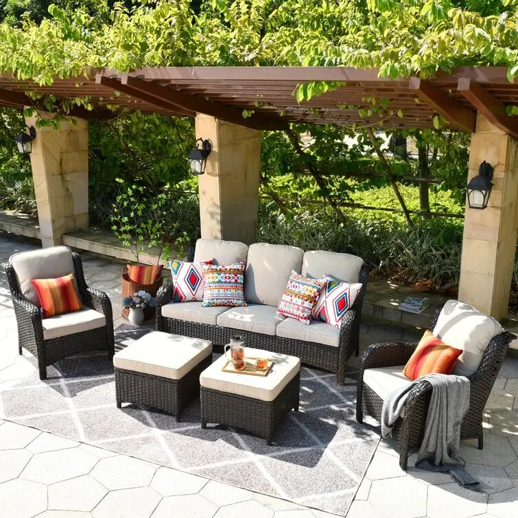 Latimer Wicker 5-Piece Outdoor Patio Set – Weather-Resistant Rattan Seating with UV-Stable Cushions and Powder-Coated Frames