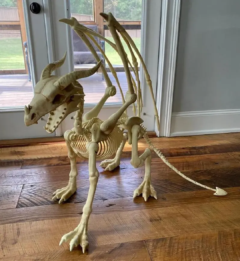 Life-Size 4-Foot Pterosaur Skeleton Replica – Realistic Halloween Spooktacular Decor