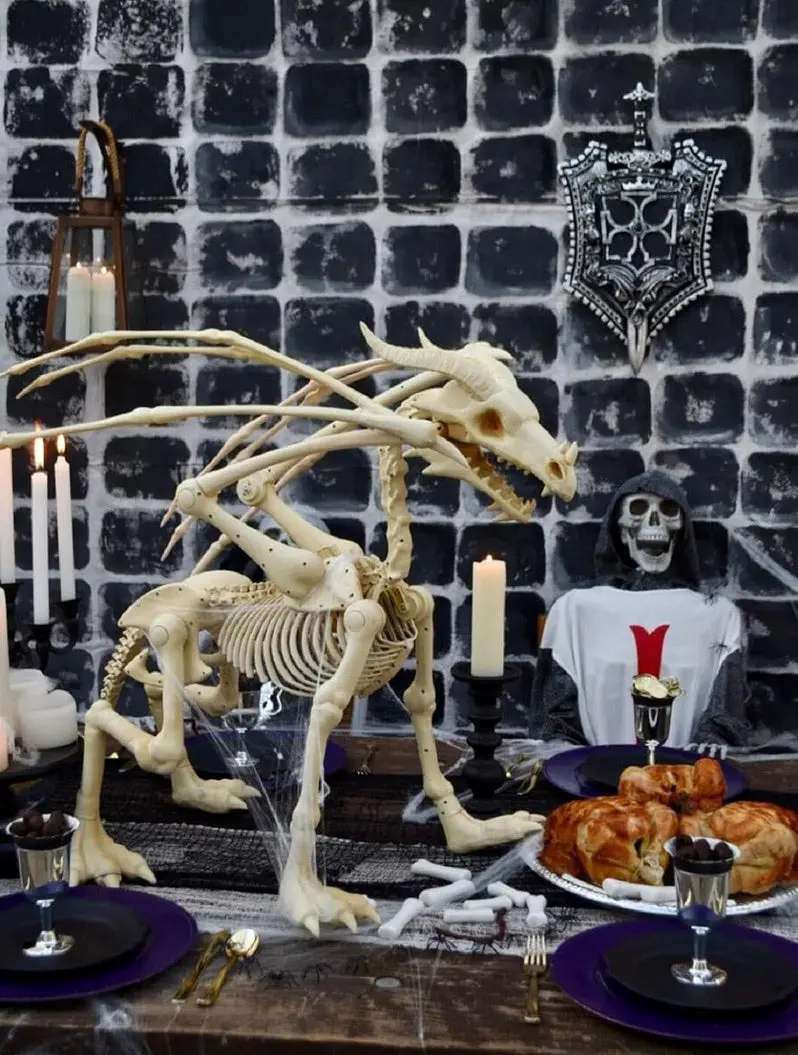 Life-Size 4-Foot Pterosaur Skeleton Replica – Realistic Halloween Spooktacular Decor