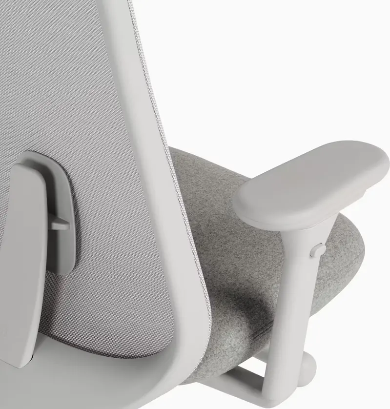 Lino Ergonomic Task Chair – Contemporary Office Seating with Adjustable Support Features