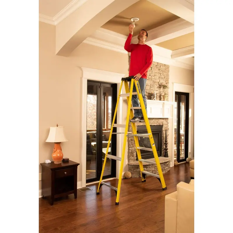 Louisville Fiberglass Step Ladder – 8 ft Tall, 250 lb Weight Capacity (Model W-3118-08)