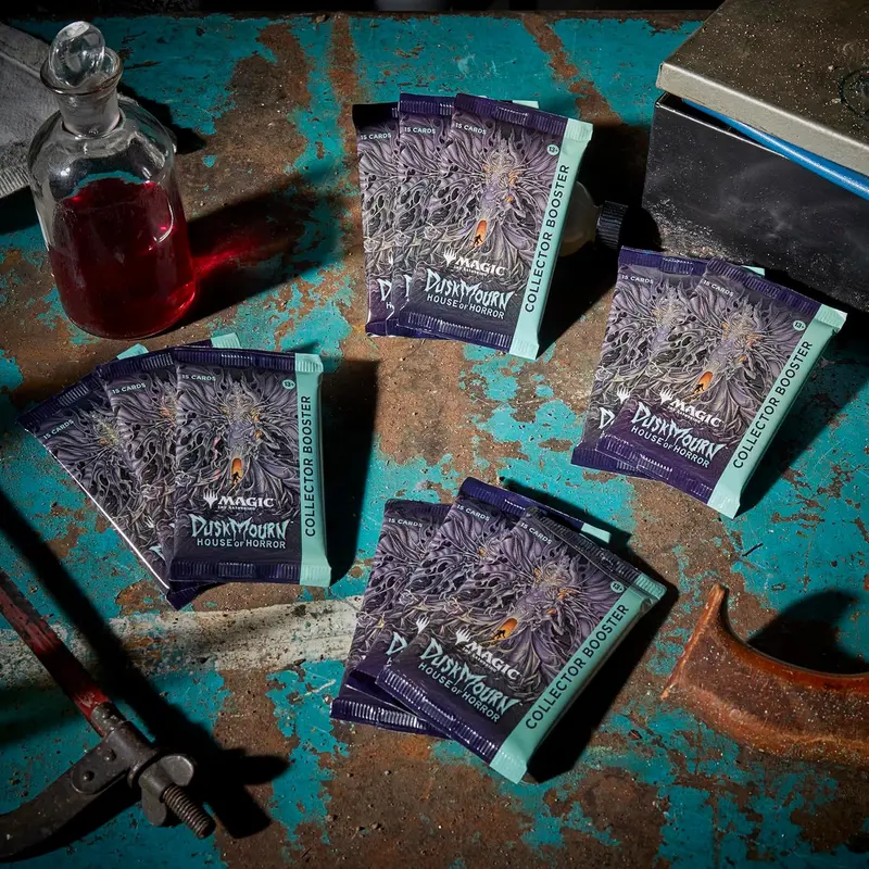 MTG Duskmourn: House of Horror Collector Booster Box – Limited-Edition Magic Set