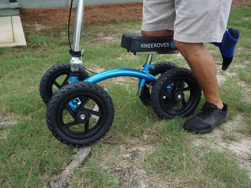 New KneeRover Quad Knee Walker – Metallic Blue All-Terrain Mobility Scooter for Enhanced Stability 2