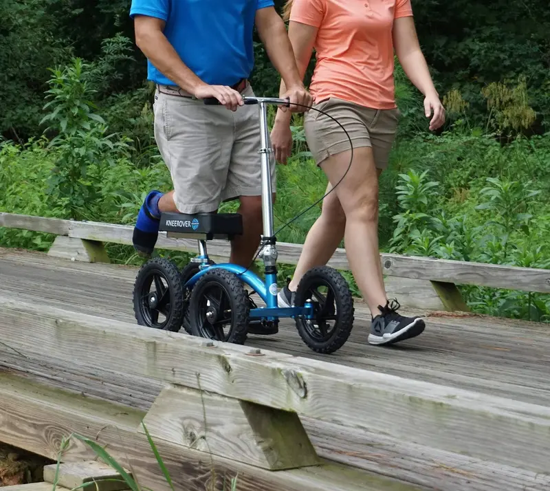 New KneeRover Quad Knee Walker – Metallic Blue All-Terrain Mobility Scooter for Enhanced Stability
