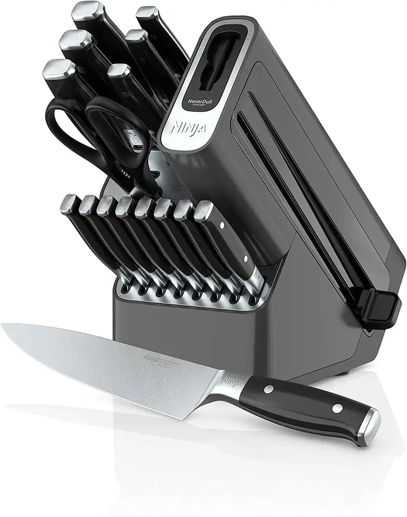 Ninja NeverDull Premium 17-Piece Knife System – Ergonomic Handles, Built-in Sharpener, Stainless Steel Blades with Black Matte Finish