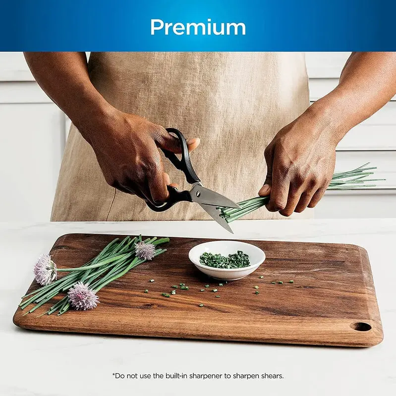 Ninja NeverDull Premium 17-Piece Knife System – Ergonomic Handles, Built-in Sharpener, Stainless Steel Blades with Black Matte Finish