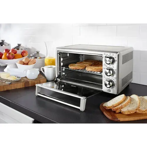 Oster Convection Toaster Oven – Stainless Steel Family-Sized Appliance with Adjustable Racks and Rapid Heat Technology