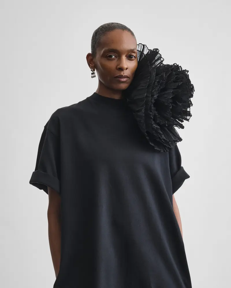 Oversized Crushed Silk Corsage Brooch In Black Organza