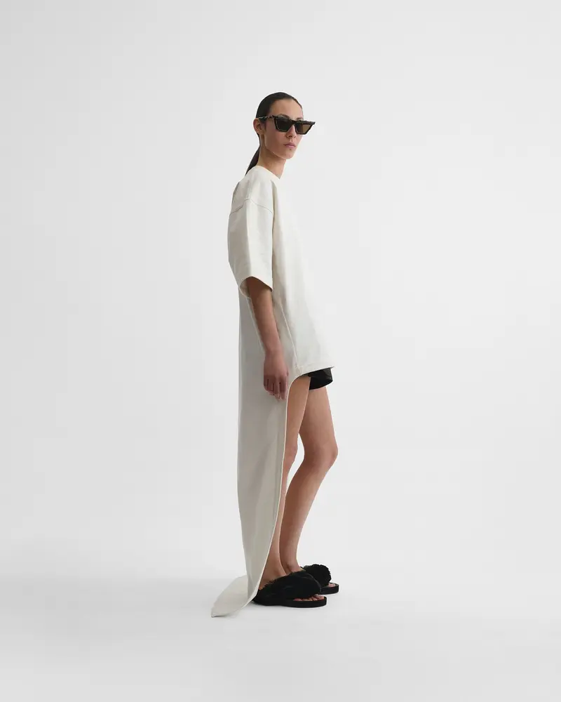Oversized White Jersey T-Shirt With Back Train Hem