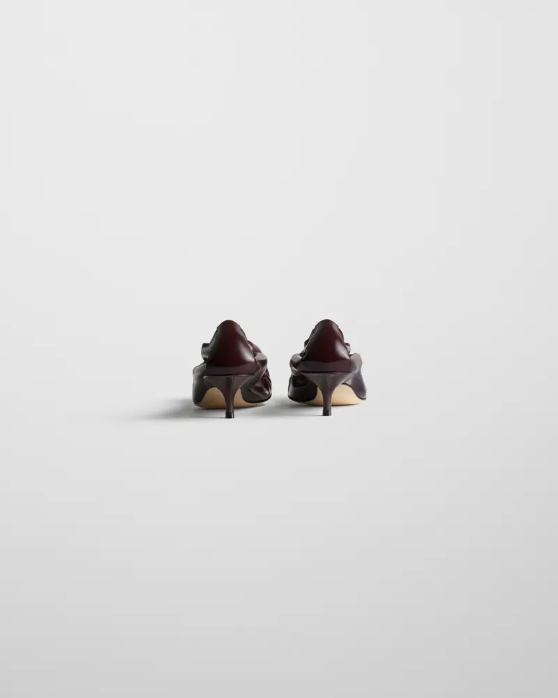 Oxblood Low-Heel Pucker Pump With Elasticated Topline