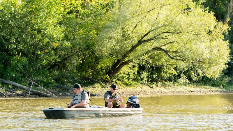 Pelican Intruder 12-Foot Lightweight Aluminum Jon Boat – Designed for Fishing and Hunting Adventures