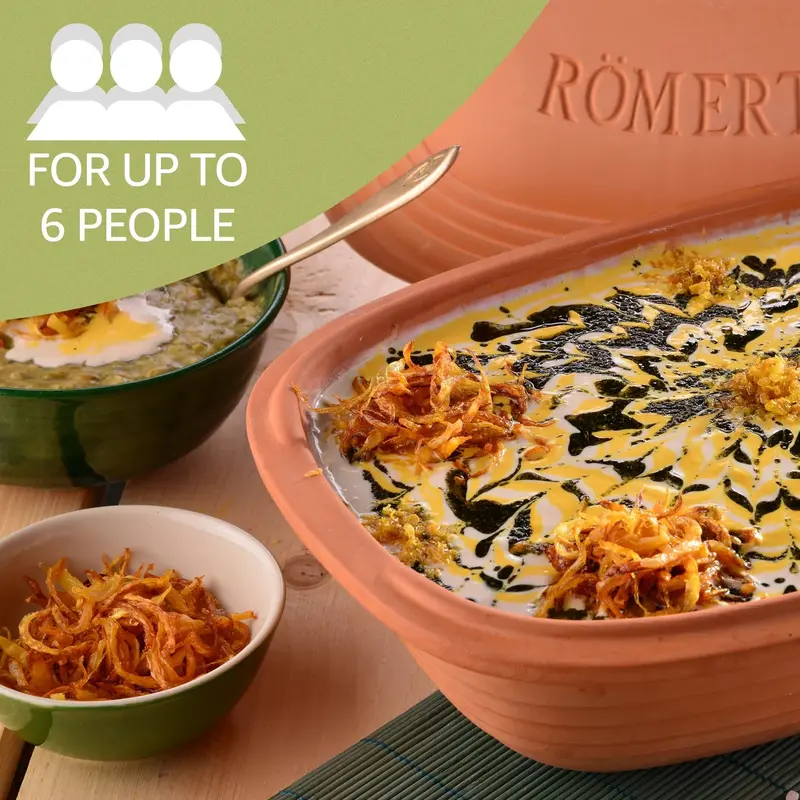 Romertopf 5.2-Quart Unglazed Clay Roaster – Chemical-Free, Natural Dutch Oven for Flavor-Enhancing Slow Cooking