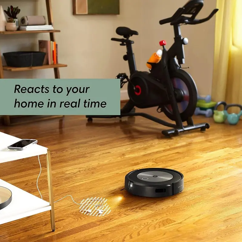 Roomba j7+ Renewed Robot Vacuum – Self-Emptying with AI Navigation