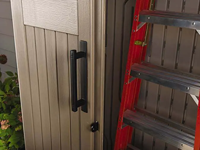 Rubbermaid Weatherproof Outdoor Storage Shed – 52-Cubic-Foot Lockable Resin Structure