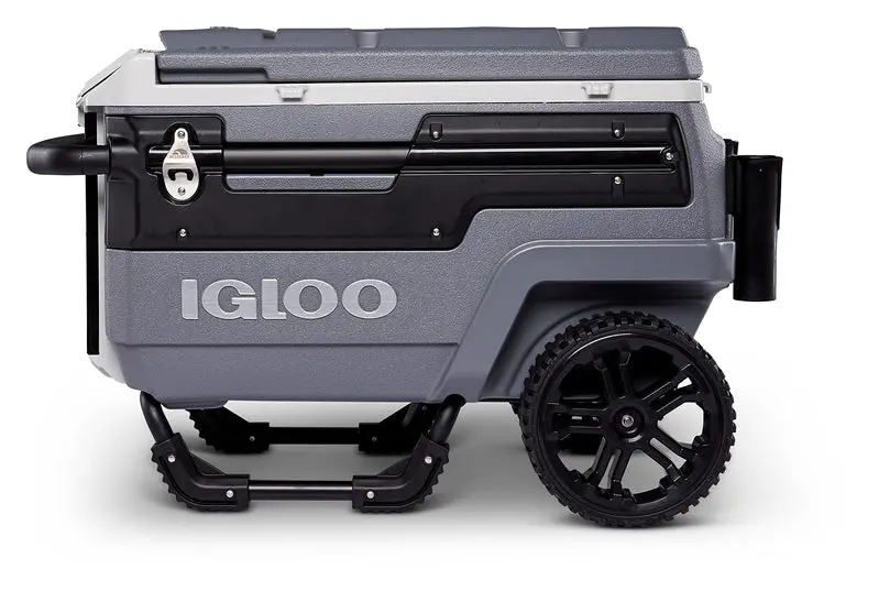 Rugged Trailmate Cooler – Superior Thermal Retention and Easy-Carry Construction