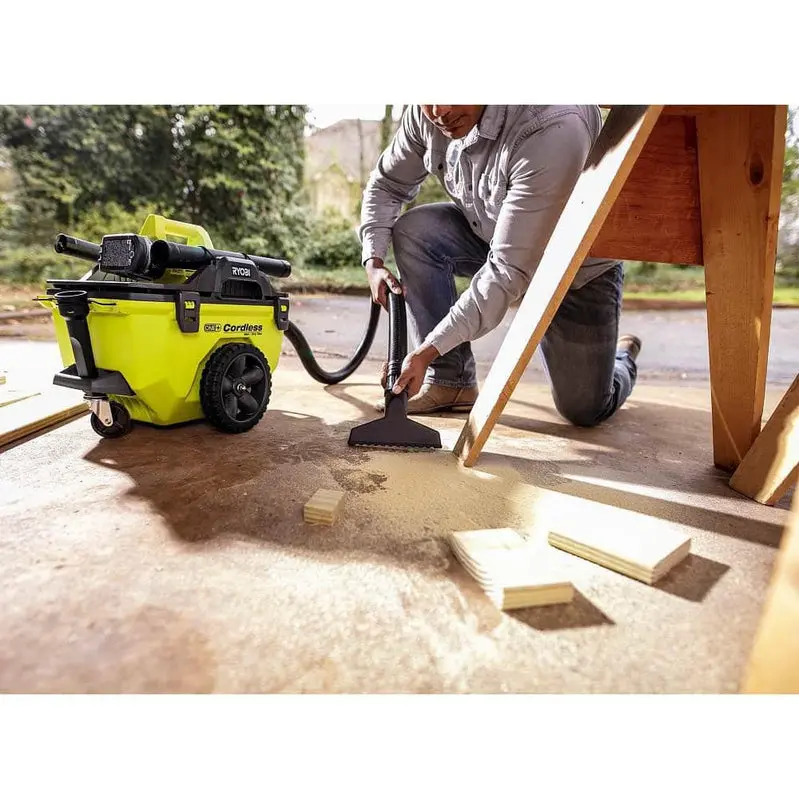 RYOBI ONE+ 18V Cordless Wet/Dry Vacuum – 6-Gallon Capacity Kit with 4.0 Ah Battery, Charger, and Accessory Set (Model P770KN)